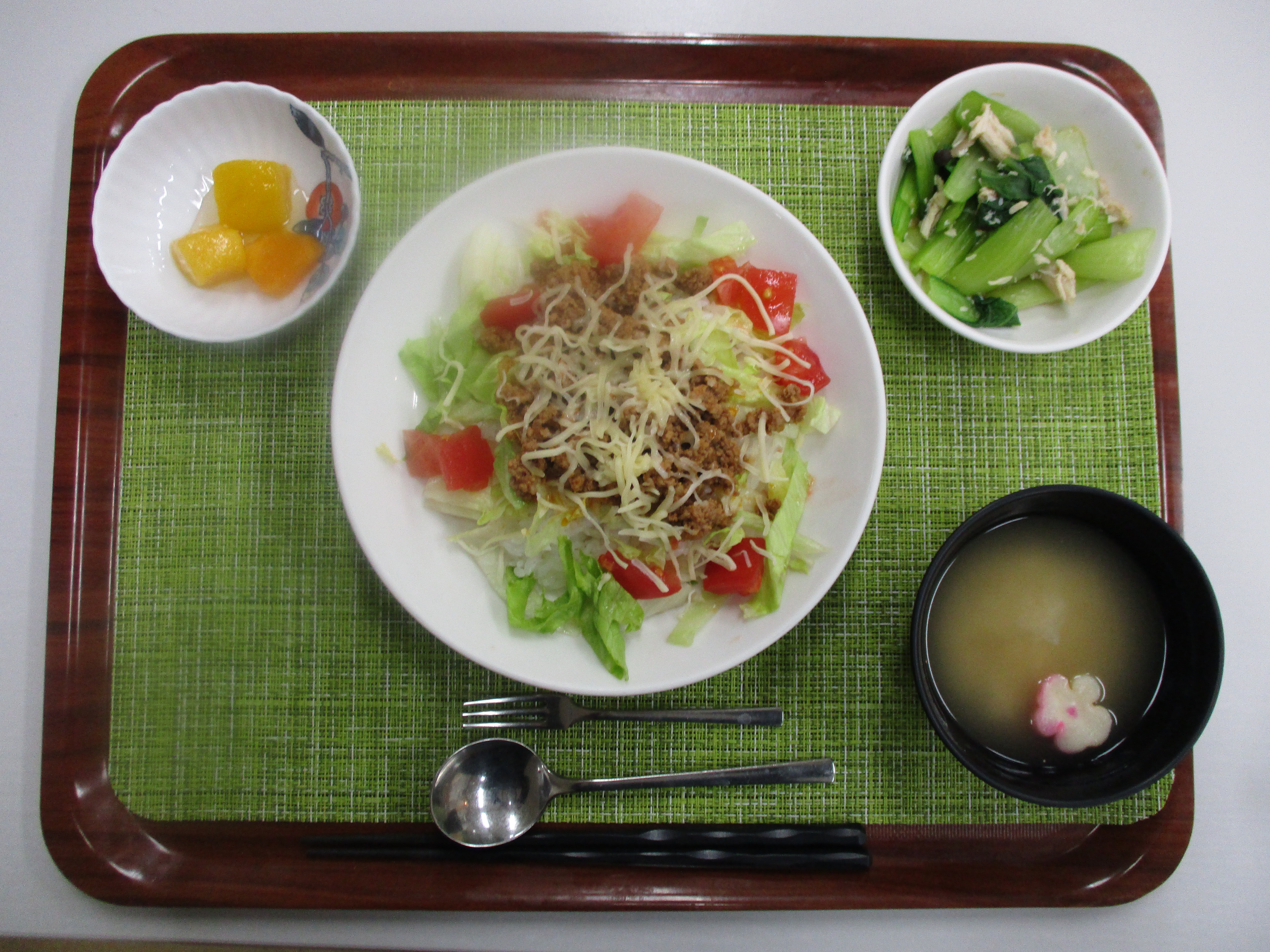 昼食